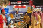 Sinergi KJRI Jeddah dan Mahasiswa Indonesia di Festival Budaya Madinah